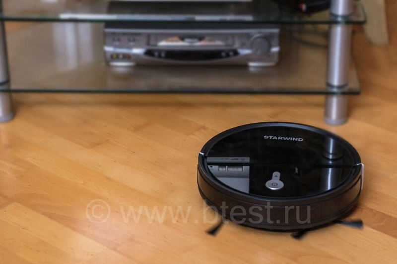 Робот-пылесос Starwind SRV7550 для сухой и влажной уборки