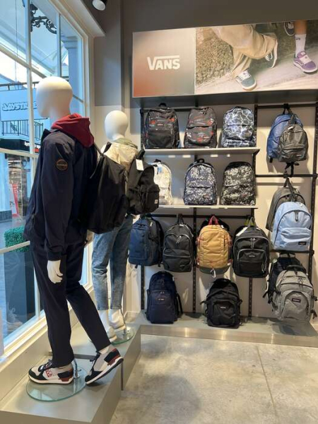 Fashion House Outlet о том, как непогода меняет портрет потребителя
